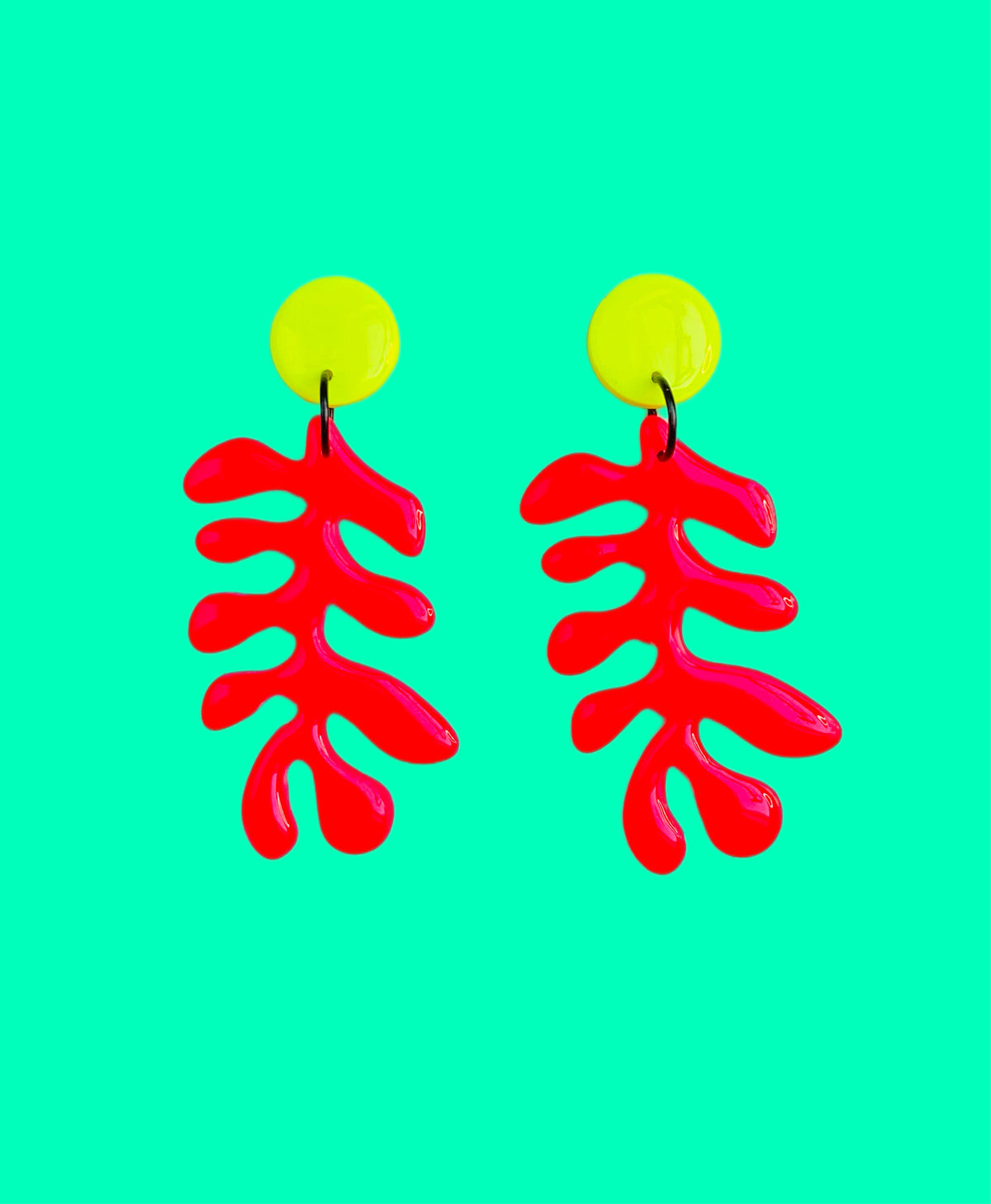 Upside down wakame neon pink