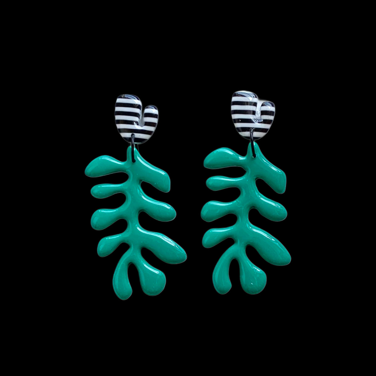 Wakame ( Green with stripes)