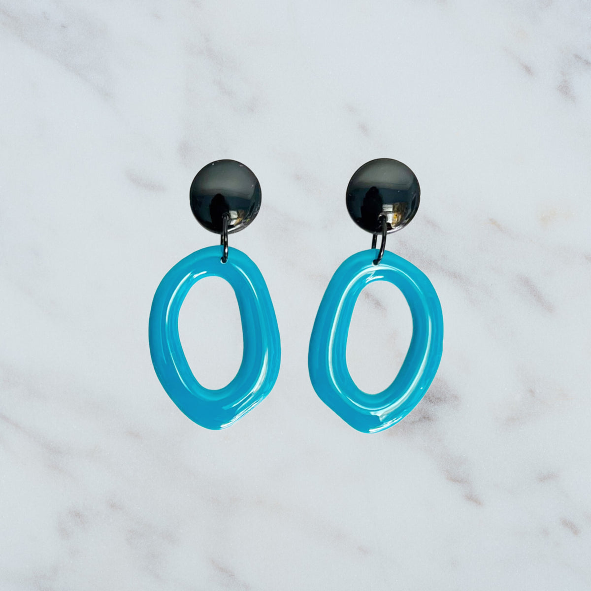Ring earring ( dark deep green and black