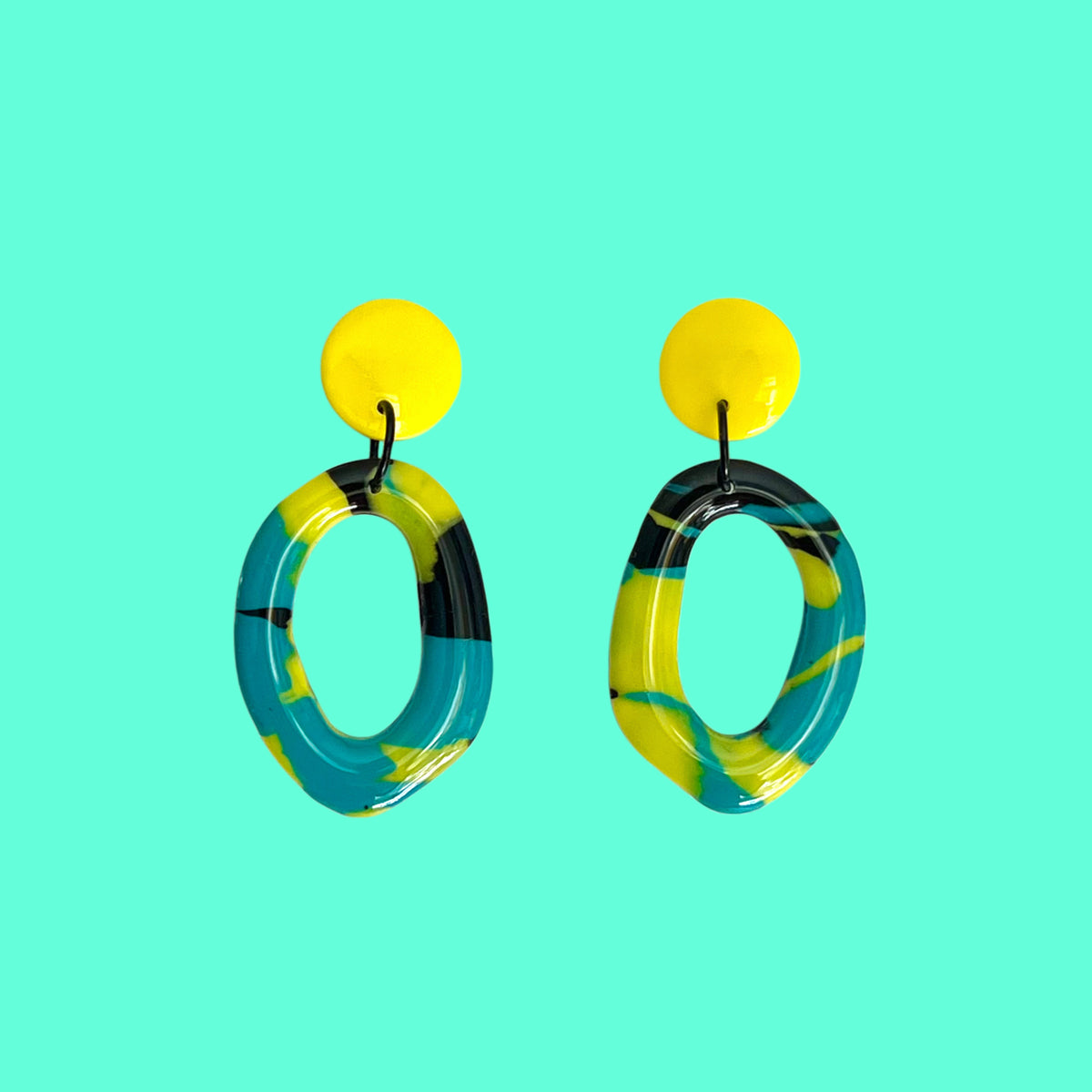 Ring earring-mixed teals and yellow)