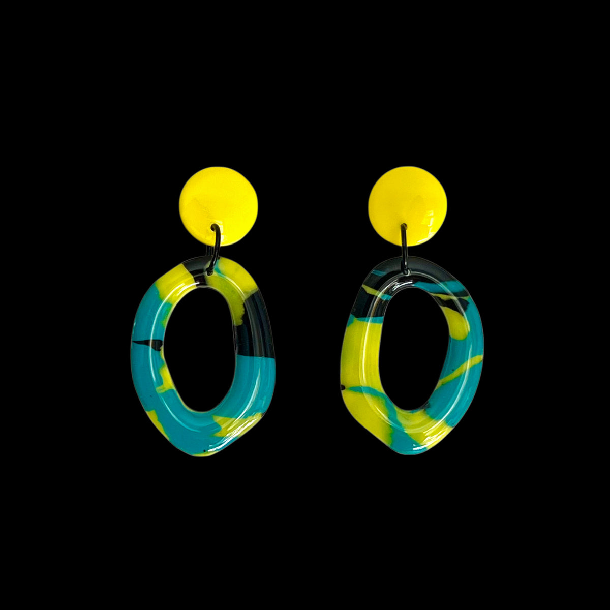 Ring earring-mixed teals and yellow)